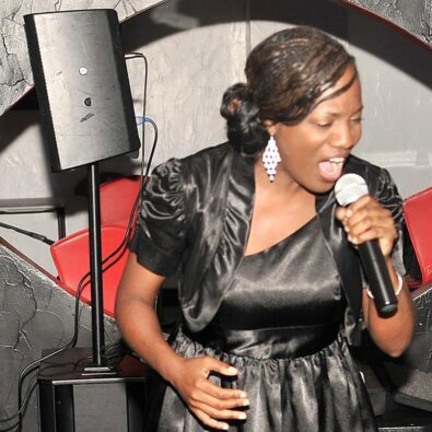 Michele Mundy - Singer-Songwriter